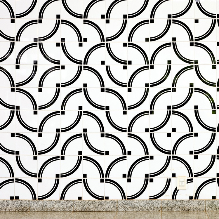 brasilia tile installation by tile revolutionist athos bulcao